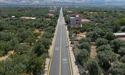 Başkan Çerçioğlu’ndan Kuyucak’ta yol yenileme çalışması