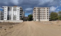Metruk bina yıkıldı, trafik rahatlayacak