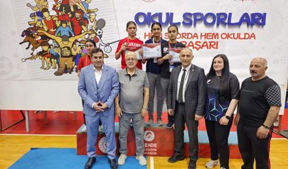 Aydınlı Ebrar Türkiye üçüncüsü oldu