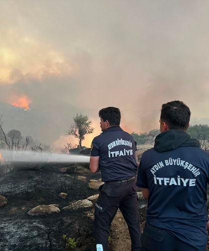 Aydın Büyükşehir itfaiyesi 1 haftada 446 yangına müdahale etti