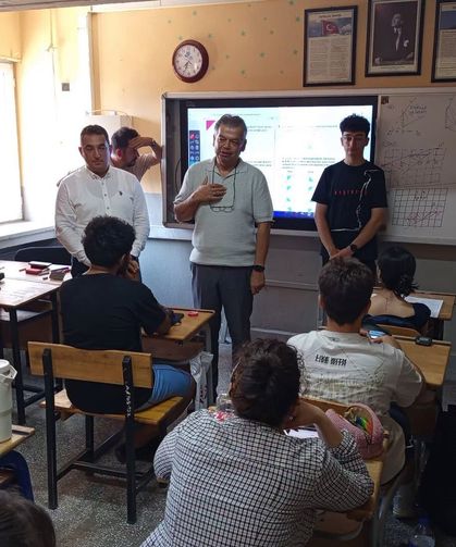Nazilli’de öğrenciler yaz tatilinde de ders başında