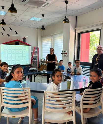 Aydın'da çocuklar kütüphanede drama ile keşfetti