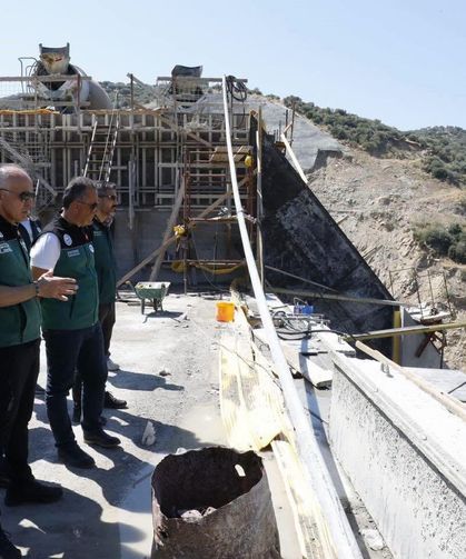 Sarıçay Barajı'nda çalışmalar aralıksız sürüyor