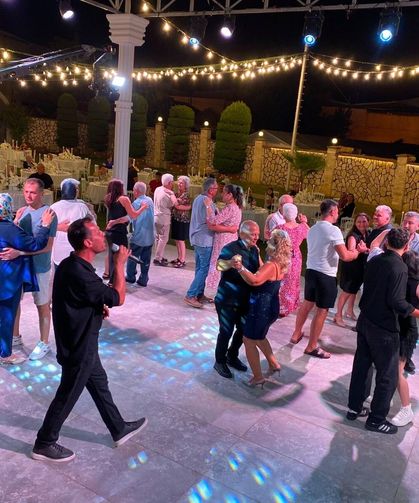 Böyle düğün görülmedi: Damat var, gelin yok