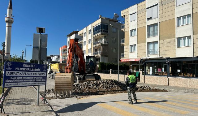 Başkan Çerçioğlu Efeler’in yollarını yenilemeyi sürdürüyor