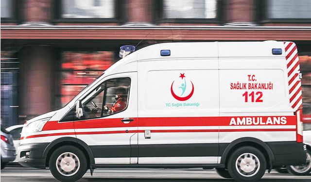 Ticari aracın çarptığı yaşlı adam hayatını kaybetti