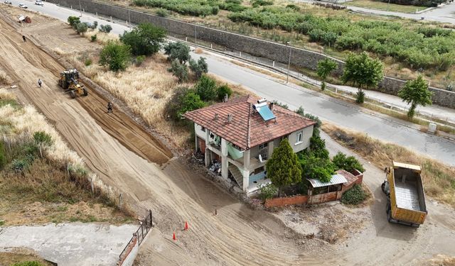 Nazilli Belediyesi yatırımları artırdı: Dallıca’da 6 yeni yol için çalışmalar başladı