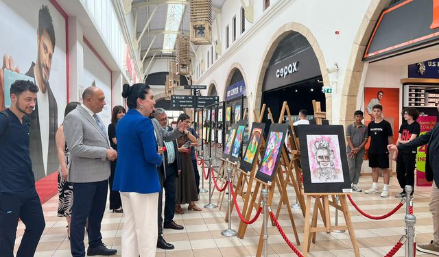 “Mutlu Dişler, Güzel Gülüşler” Resim Sergisi Forum Aydın’da Açıldı