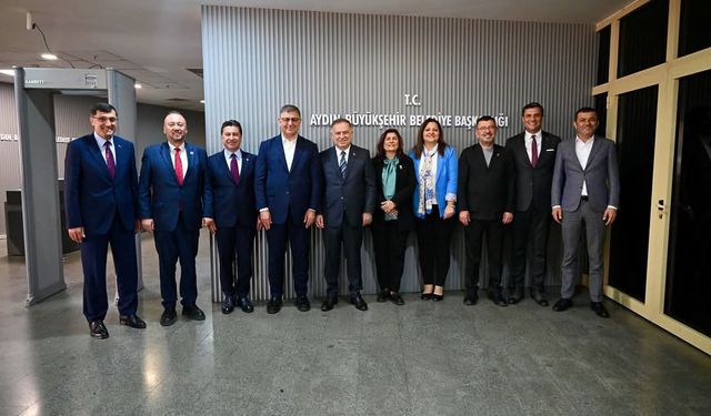 Egeli Belediye Başkanları Aydın’da Buluştu.. CHP'li Başkanlardan Güç Birliği Mesajı