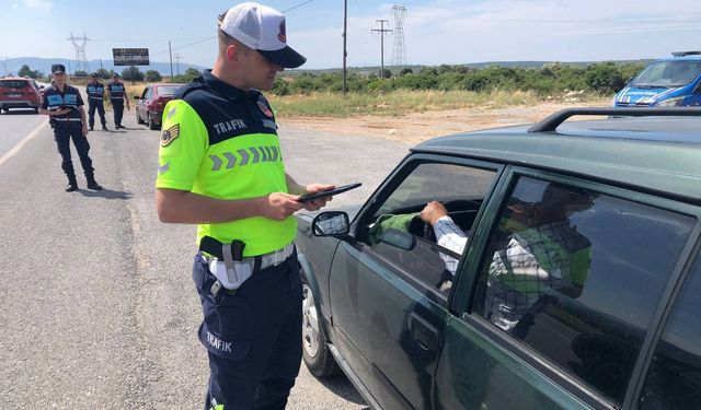 Aydın jandarmasından bayram öncesi trafik bilgilendirmesi