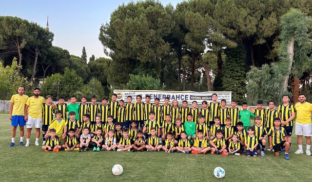 Nazilli Fenerbahçe Futbol Okulu göz dolduruyor