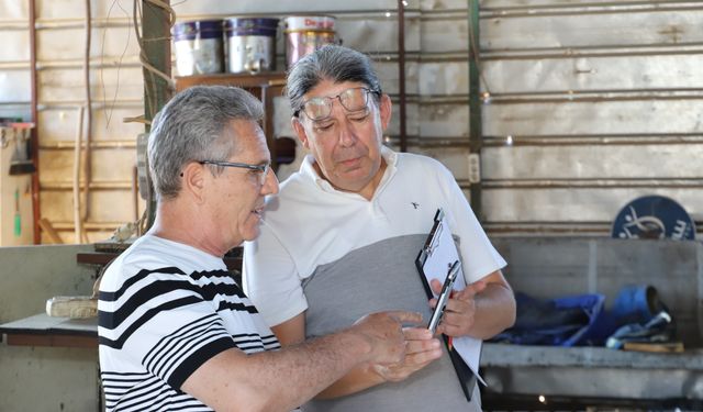 Başkan Tetik sabah mesaisine sahada başladı.. Nazilli Belediyesi’nden sürpriz proje