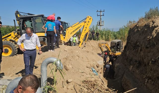 Babasına yardıma gelen oğul, göçük altında kaldı