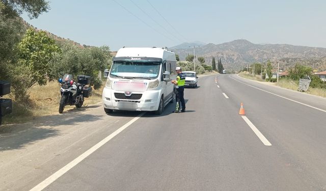 Aydın'da jandarmadan huzur ve güven uygulaması: 7 aranan şahıs yakalandı