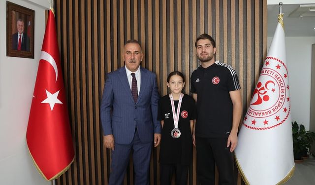 Aydınlı Nejla İnceoğlu Türkiye ikincisi oldu