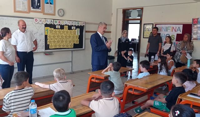 Miniklerin okul heyecanı başladı