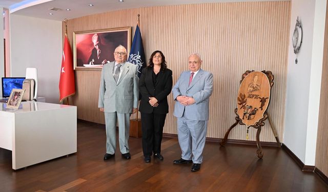 Başkan Çerçioğlu eski bakanları ağırladı