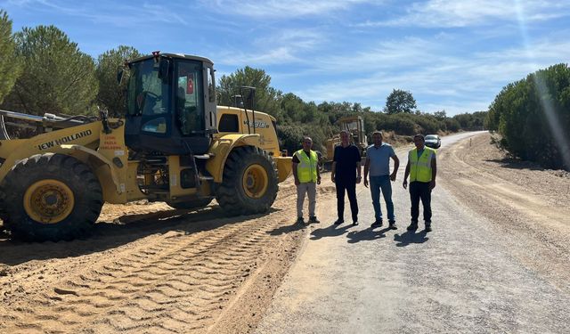 Yenipazar’da yol genişletme çalışmaları sürüyor