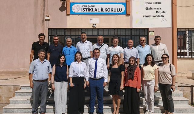 Müdür Şimşek’ten İstiklal İlkokulu’na ziyaret