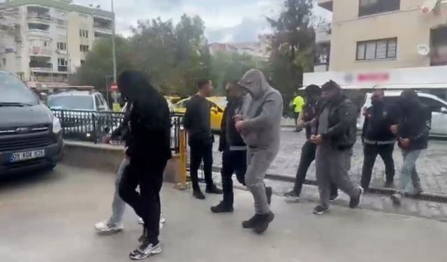 Eş zamanlı fuhuş operasyonu: 5 tutuklama