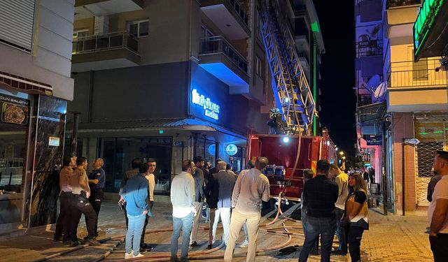 Ev yangını panik yarattı