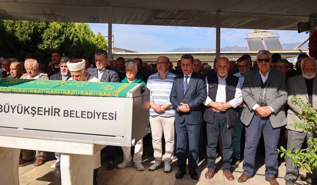 Hayatını kaybeden başkan son yolculuğuna uğurlandı