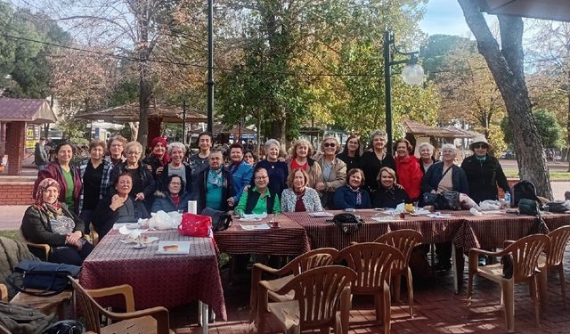 Nazilli’deki geleneksel buluşmada hasret gideriyorlar