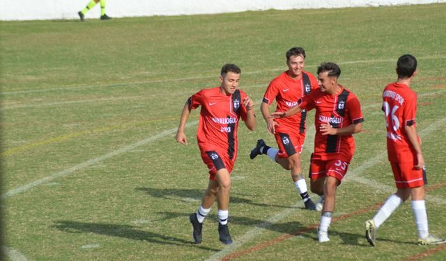 Gençlik fırtınası Pınarbaşı’nda esti.. 4-1’lik zaferle zirve yolunda