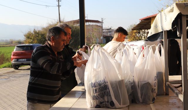 Nazilli Belediyesi'nin dağıttığı binlerce ağaç fidanı kısa sürede tükendi