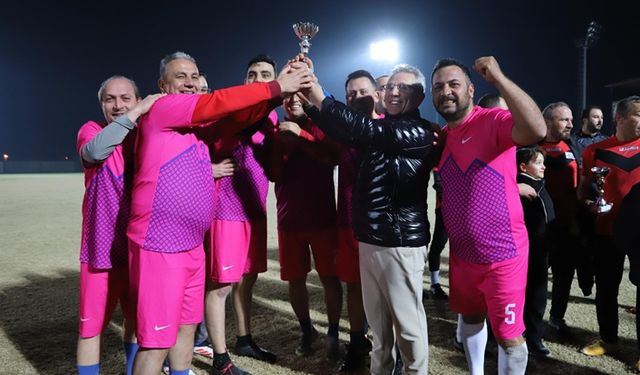 Nazilli Belediyesi Futbol Turnuvası'nda Şampiyon 'Özel Kalem Müdürlüğü' oldu