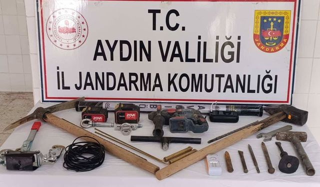 Kaçak kazıya jandarmadan suçüstü operasyon