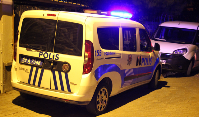 Kuyumcuda suçüstü: Levye ve kesme makasıyla yakalandı