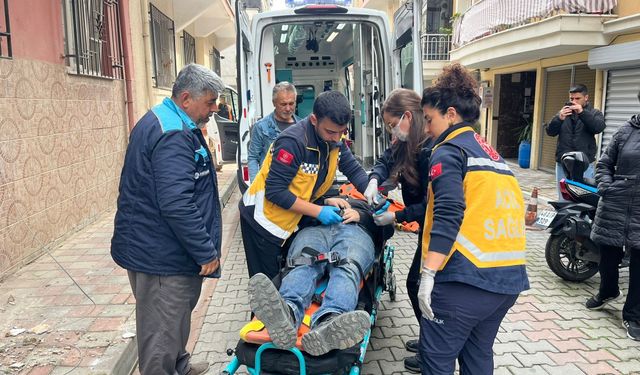 Klima motoru yerinden çıktı, işçi yere çakıldı