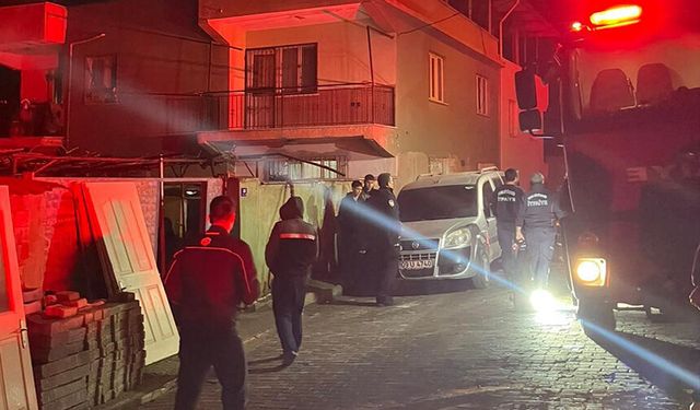 Aydın’da ev yangını: 2 kişi dumandan etkilendi