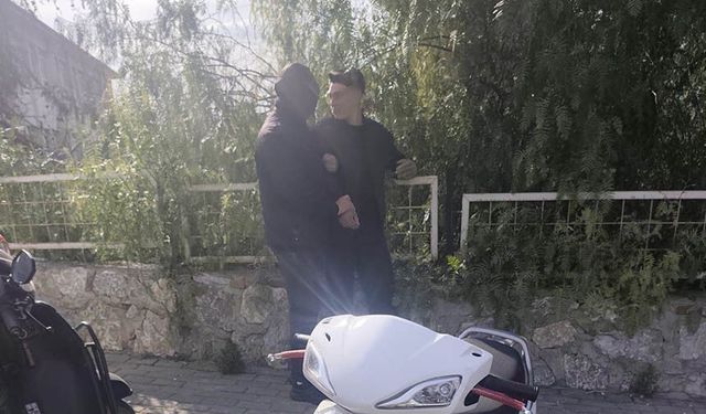 Dur ihtarına uymayıp kaçan motosikletli yayaya çarptı: 424 bin 500 bin TL ceza kesildi