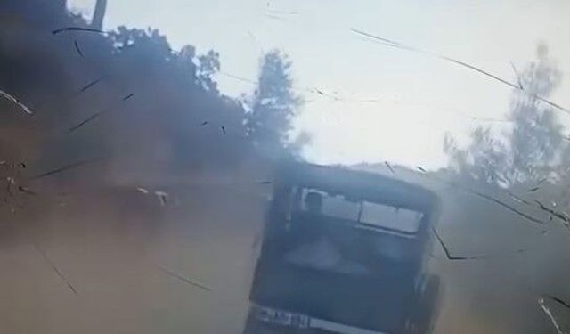 Yangın bölgesinde korkutan kaza: Cip uçuruma böyle yuvarlandı
