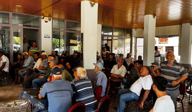 Üreticilere bitki koruma ürünleri ve B-Reçete sistemi anlatıldı