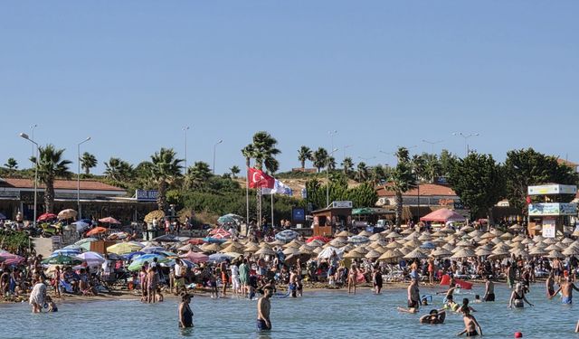 Didim'de hafta sonu yoğunluğu.. Plajlar doldu taştı