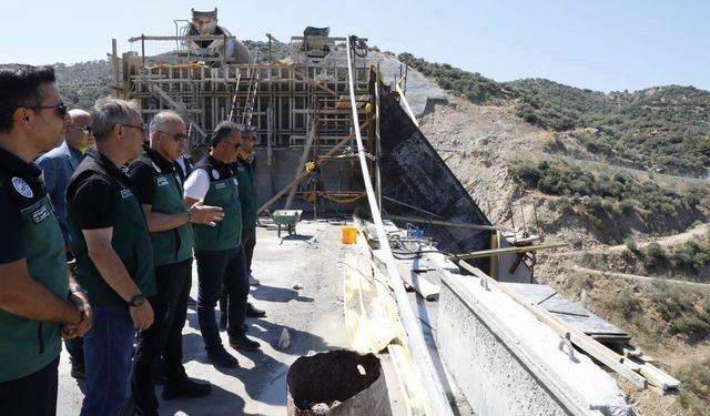 Sarıçay Barajı'nda çalışmalar aralıksız sürüyor