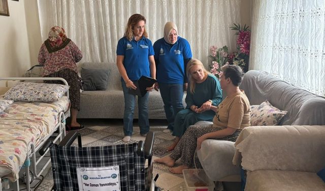 Bozdoğan Belediyesi'nden ihtiyaç sahiplerine tekerlekli sandalye desteği