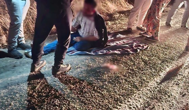 Kontrolden çıkan kum yüklü tır devrildi: 1 yaralı
