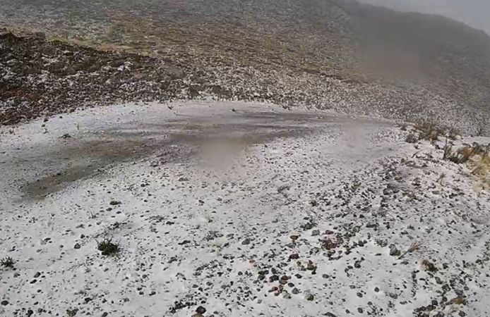 Denizli’ye mevsimin ilk karı düştü
