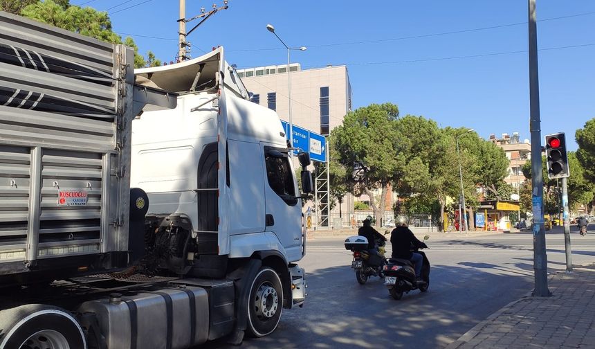 Nazilli’de karayolu tehlike saçıyor.. Muhtarlar yetkililere seslendi