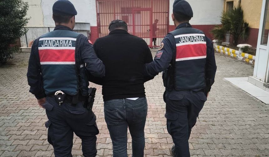 Jandarma suç makinesini kaldığı pansiyonda yakaladı