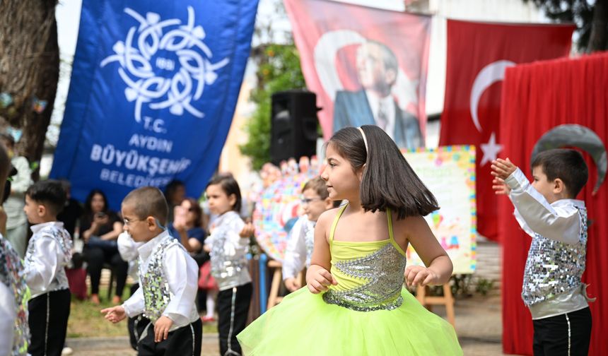 Aydın Büyükşehir Belediyesi’nin Çocuk Gelişim Merkezleri’nde 23 Nisan Ulusal Egemenlik ve Çocuk Bayramı kutlandı
