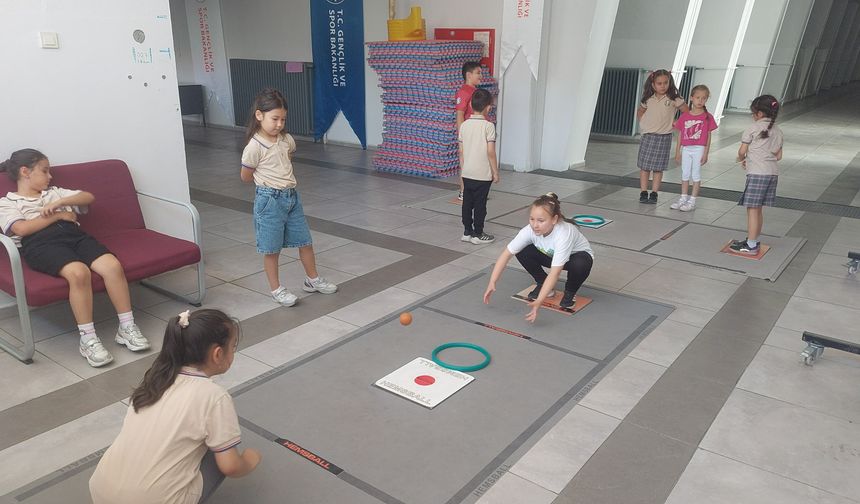 Minikler farklı spor branşlarını keşfediyor