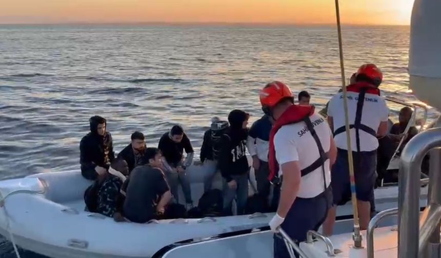 21 düzensiz göçmen kurtarıldı