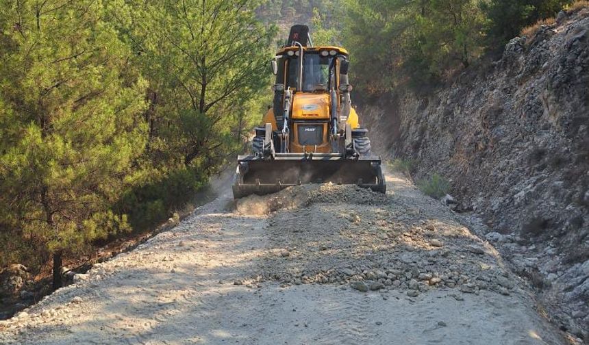 Başkan Özel’den Akseki İncir Üreticisine Yol Desteği