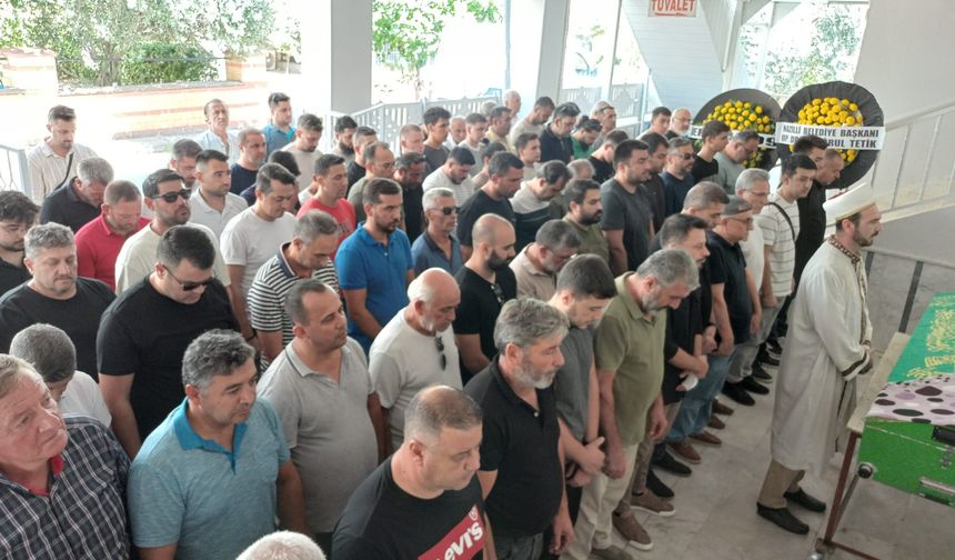 Anne Geyen son yolculuğuna uğurlandı