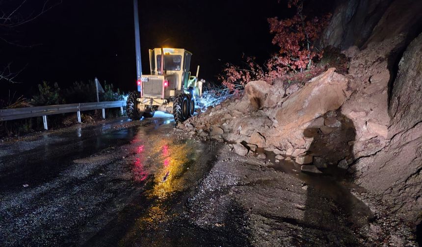 Nazilli Aşağı Yakacık’ta toprak kayması